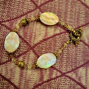 Amazing moonstone look bracelet.